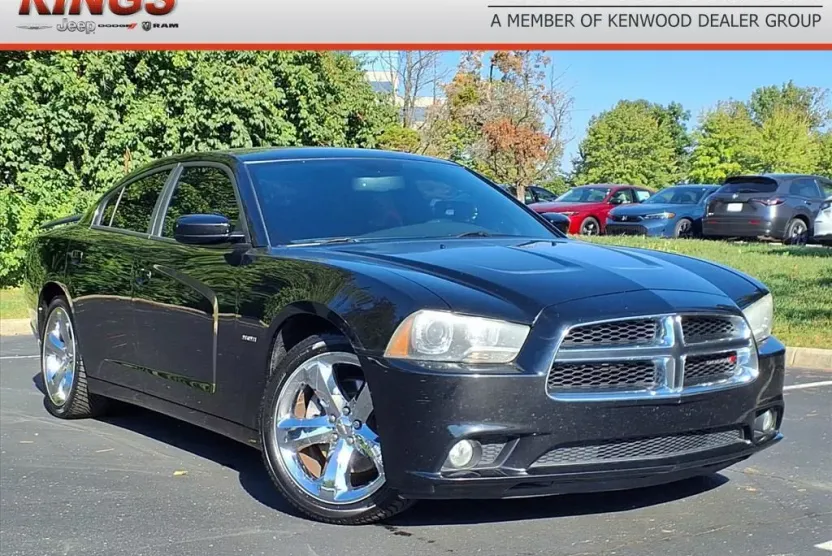 2013 Dodge Charger R/T photo 1