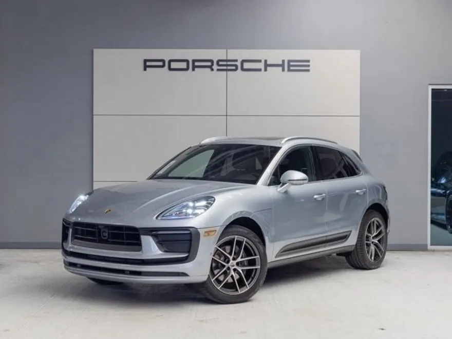 2024 Porsche Macan photo 1