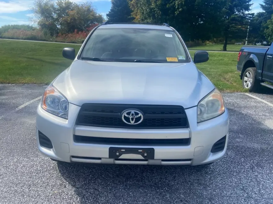 2009 Toyota RAV4 Base photo 1