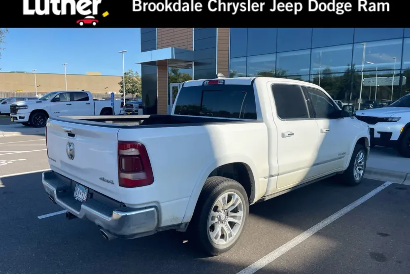 2022 Ram 1500 Limited photo 1