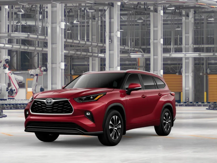 2026 Toyota Highlander XLE photo 1