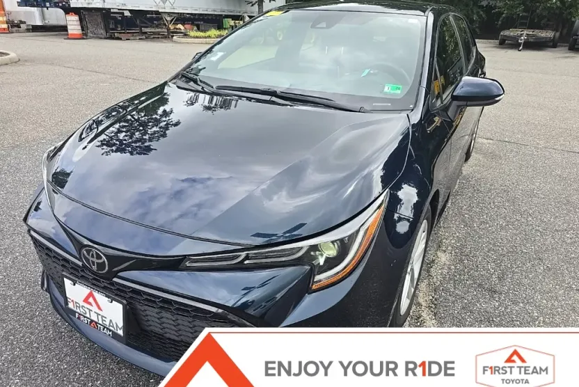 2022 Toyota Corolla SE photo 1