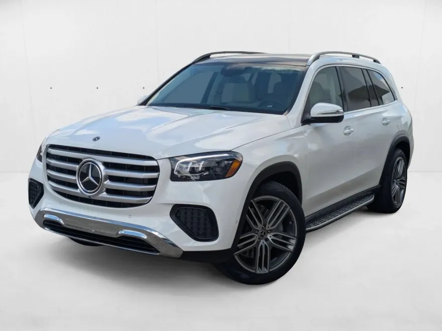 2026 Mercedes Benz GLS 450 4MATIC photo 1