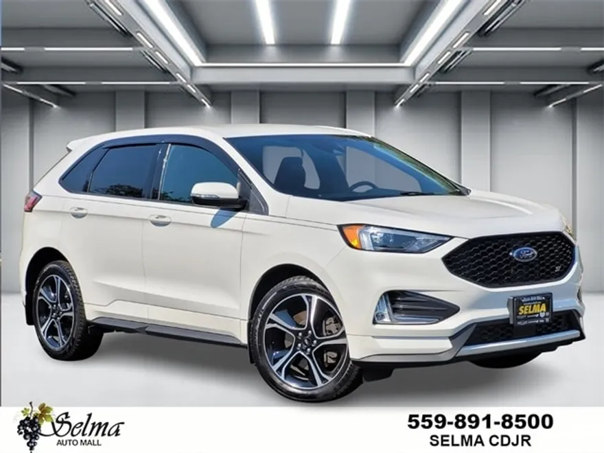 2022 Ford Edge ST photo 1
