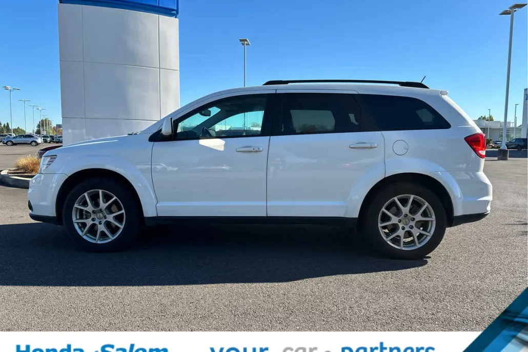 2016 Dodge Journey SXT photo 1