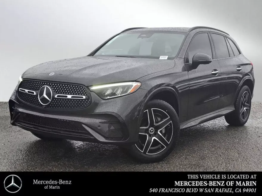 2024 Mercedes Benz GLC 300 photo 1
