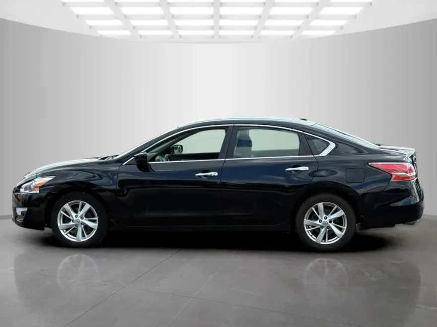 2013 Nissan Altima 2.5 SV photo 1