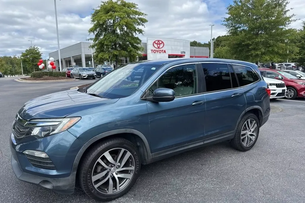 2016 Honda Pilot EX-L photo 1