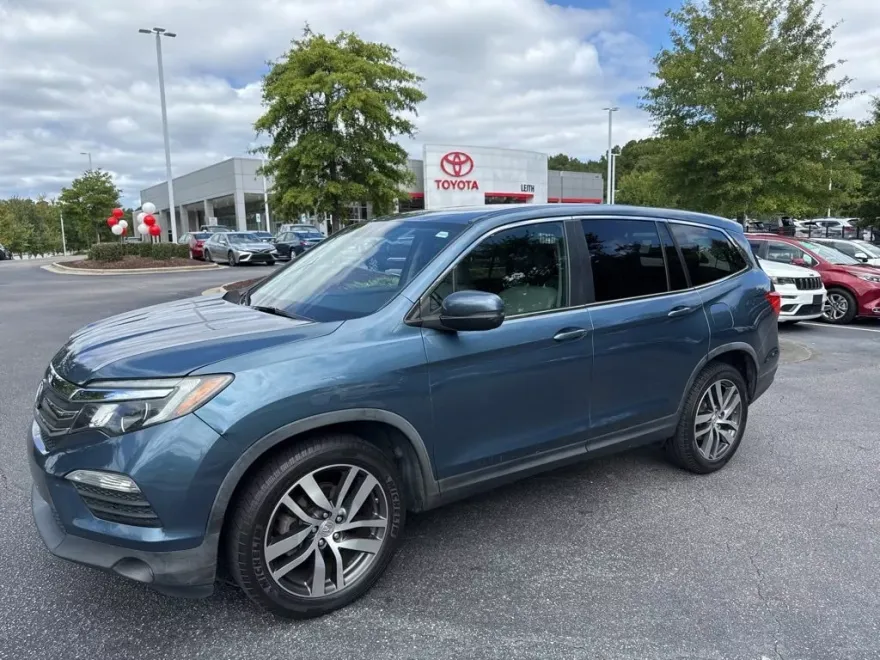 2016 Honda Pilot EX-L photo 1