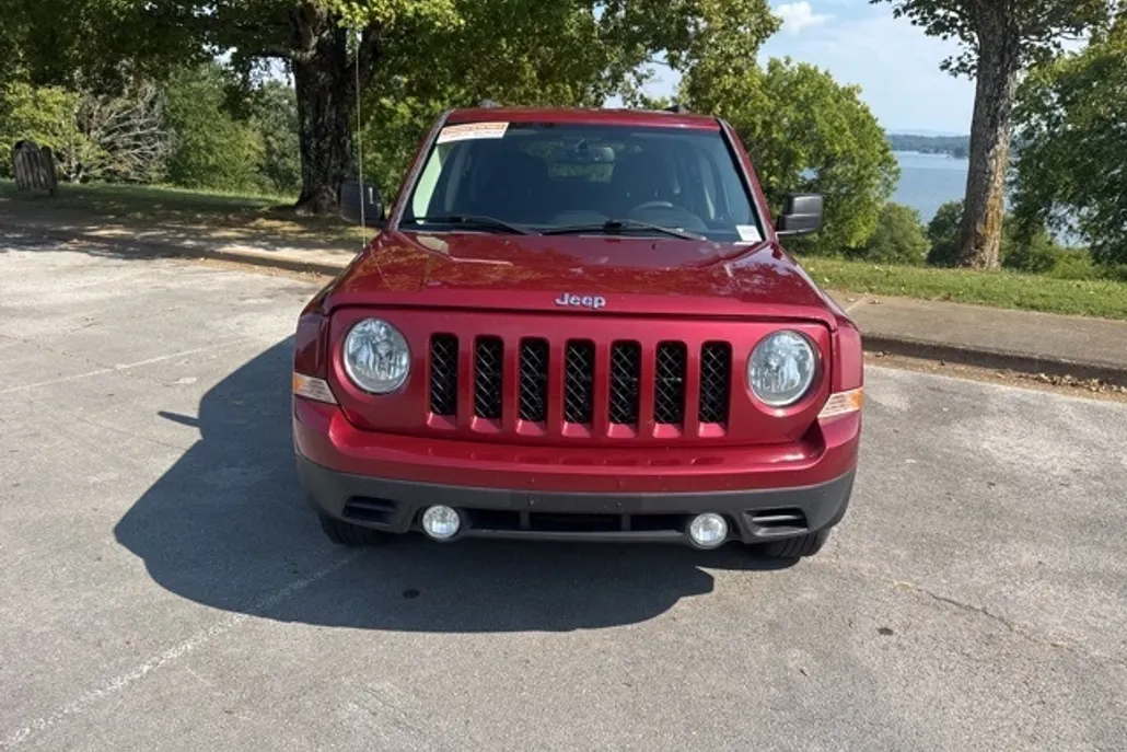 2016 Jeep Patriot Sport photo 1