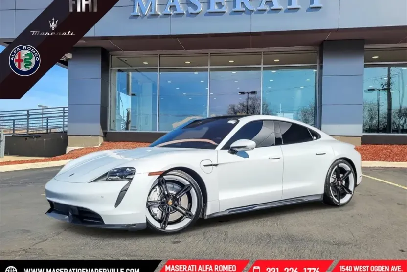 2022 Porsche Taycan Turbo photo 1