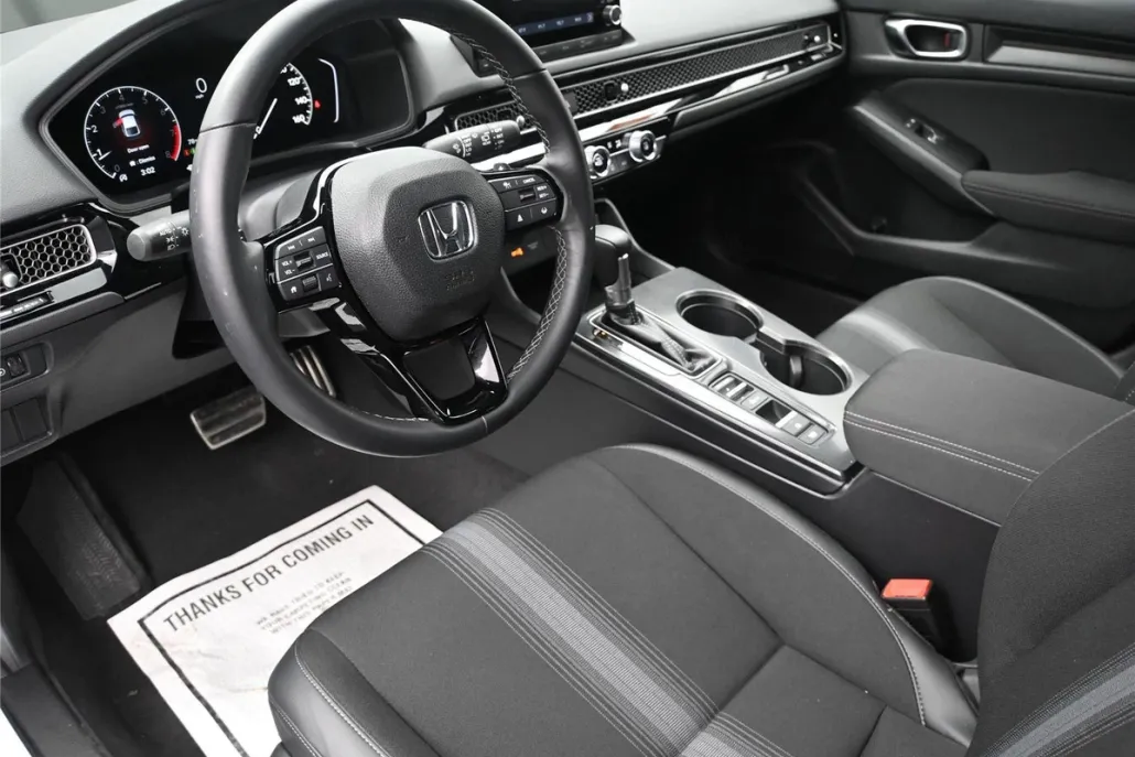 2024 Honda Civic Hatchback Sport photo 1