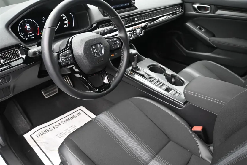 2024 Honda Civic Hatchback Sport photo 1
