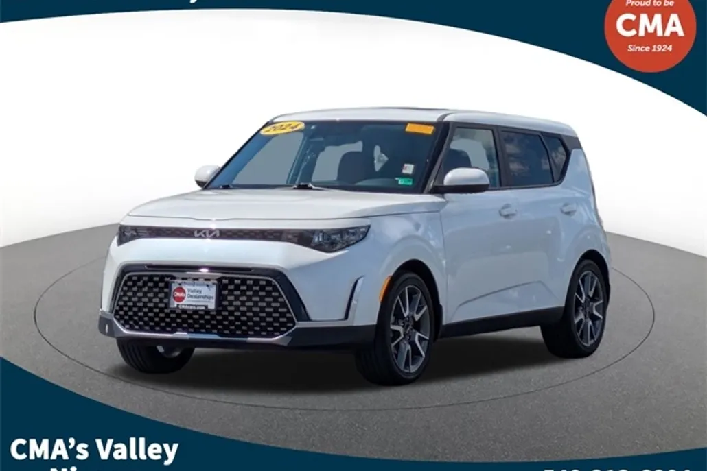 2024 Kia Soul EX photo 1