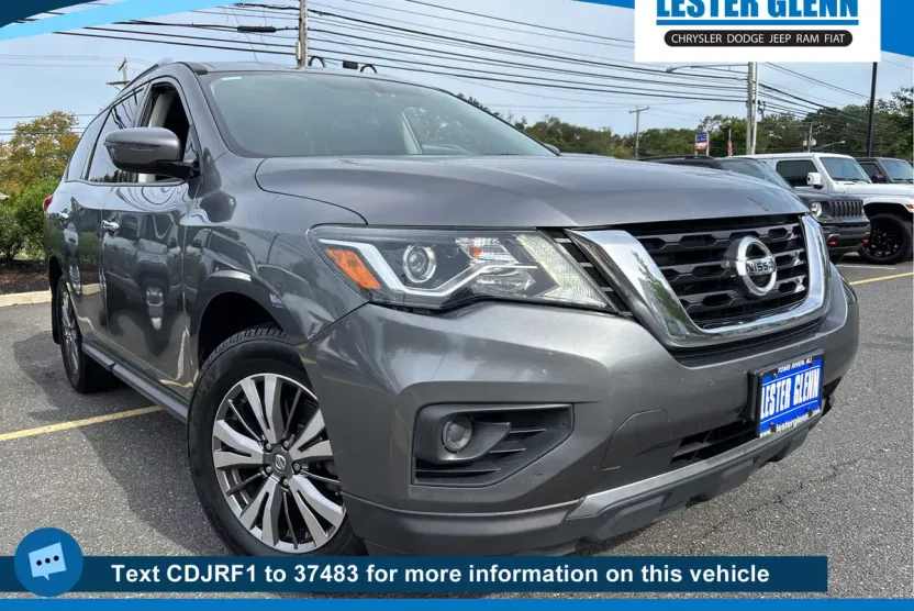 2018 Nissan Pathfinder S photo 1