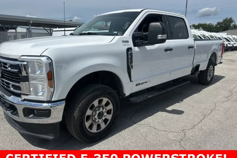 2024 Ford F-350 XLT photo 1