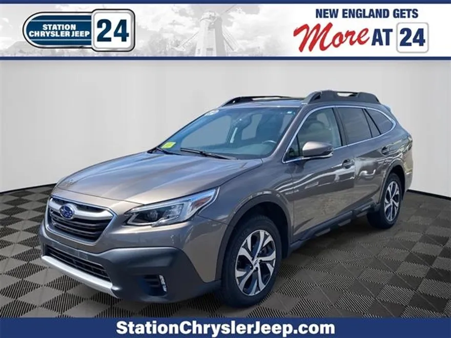 2022 Subaru Outback Limited photo 1