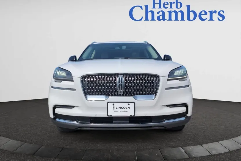 2023 Lincoln Aviator Reserve photo 1