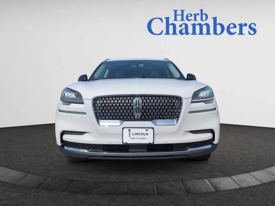 2023 Lincoln Aviator Reserve photo 1