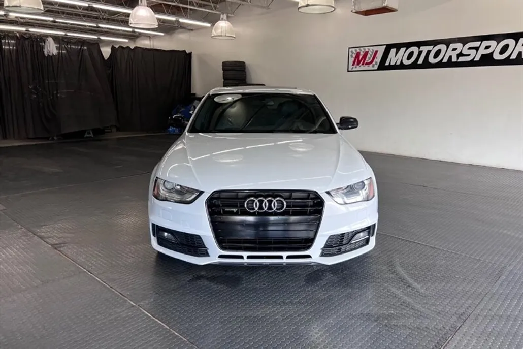 2015 Audi A4 2.0T Quattro Premium Plus photo 1