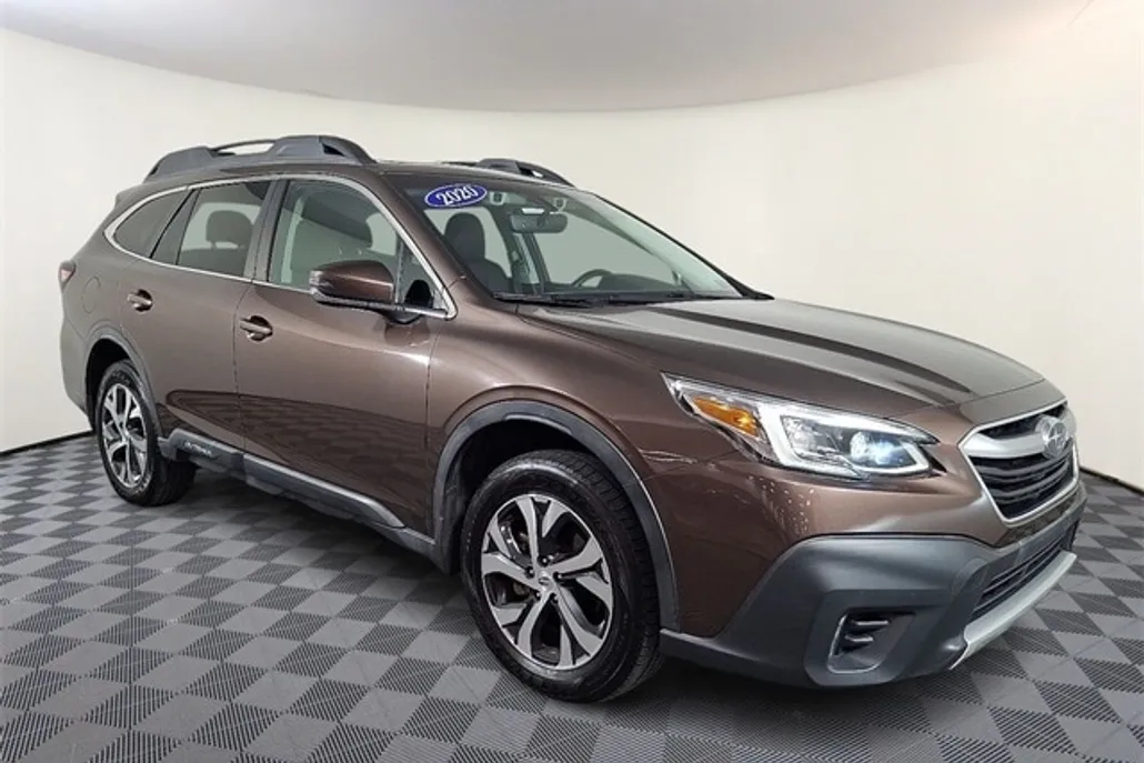 2020 Subaru Outback Limited XT photo 1