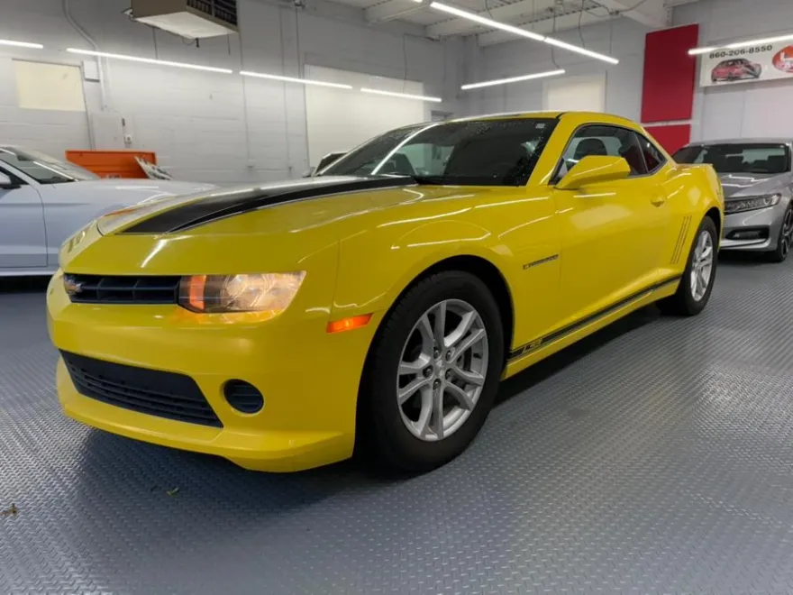 2015 Chevrolet Camaro photo 1