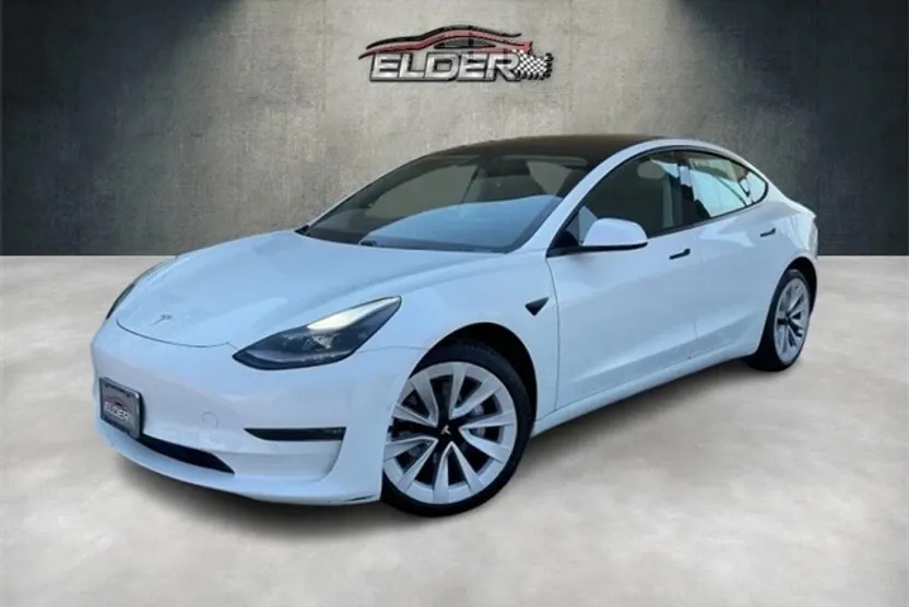 2021 Tesla Model 3 Long Range photo 1