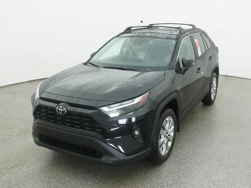 2025 Toyota RAV4 XLE Premium photo 1
