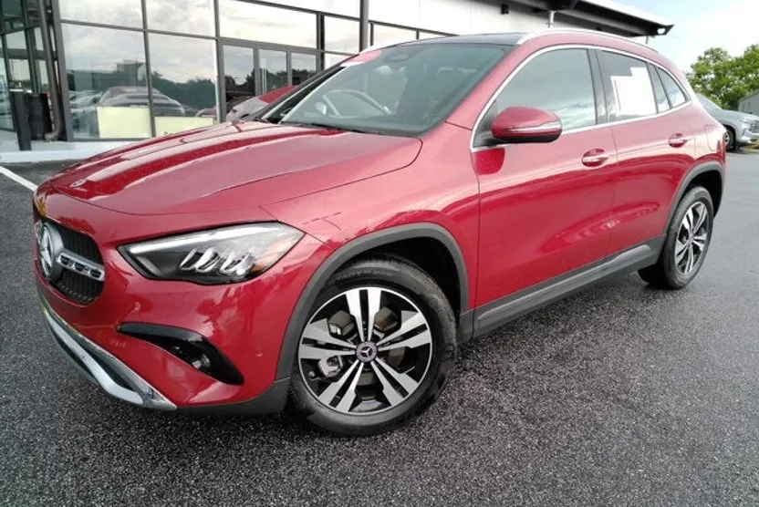 2025 Mercedes Benz GLA 250 photo 1
