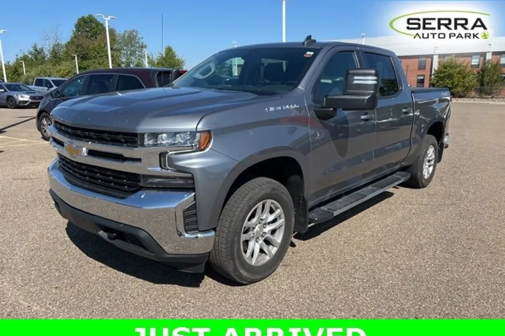 2021 Chevrolet Silverado 1500 LT photo 1