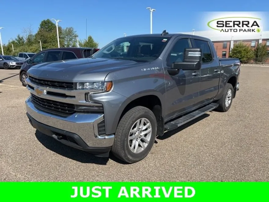 2021 Chevrolet Silverado 1500 LT photo 1