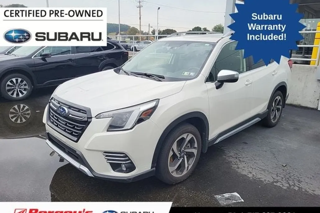 2022 Subaru Forester Touring photo 1