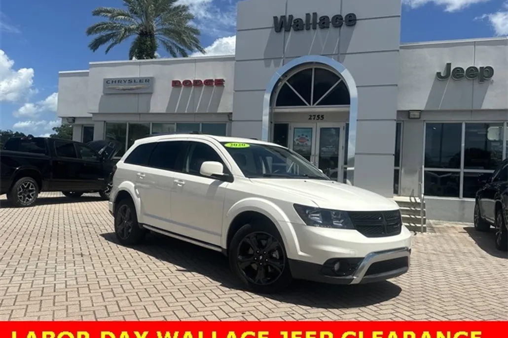 2020 Dodge Journey Crossroad photo 1