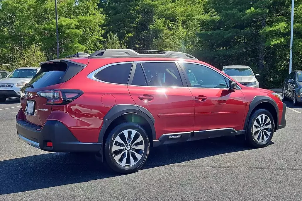 2024 Subaru Outback Limited photo 1