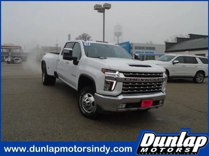 2022 Chevrolet Silverado 3500HD LTZ photo 1