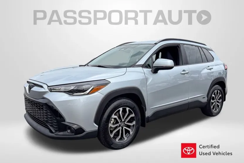 2024 Toyota Corolla Cross Hybrid SE photo 1