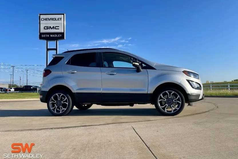 2020 Ford EcoSport SES photo 1