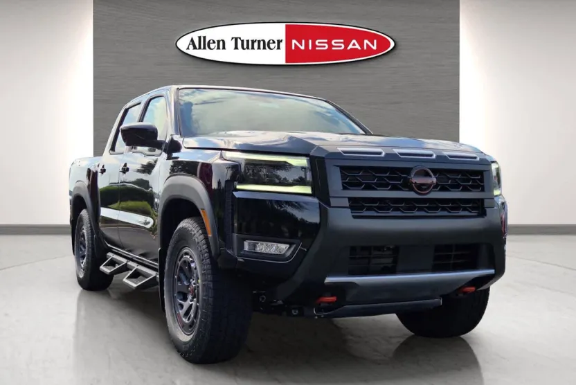 2026 Nissan Frontier Crew Cab PRO-4X photo 1