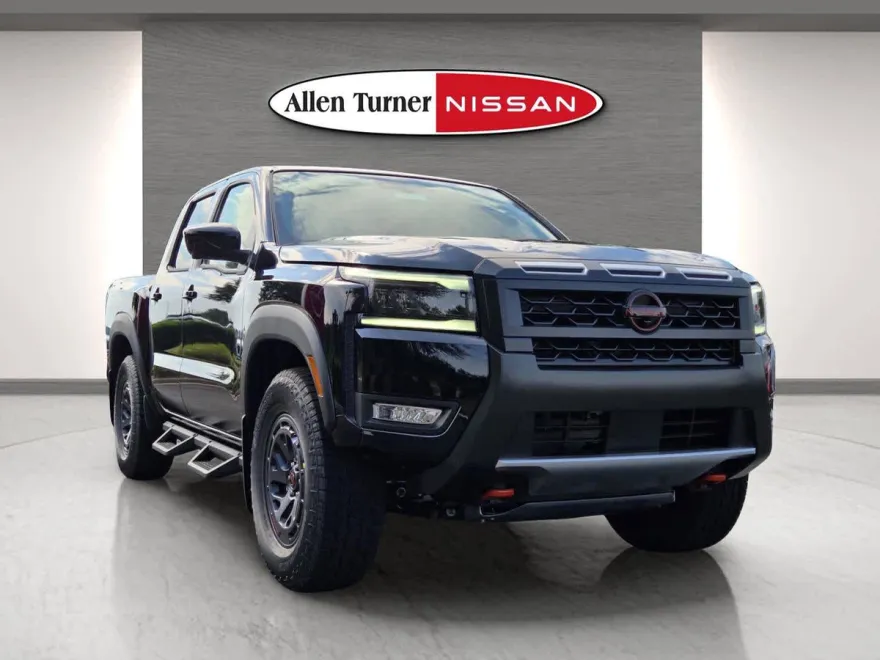 2026 Nissan Frontier Crew Cab PRO-4X photo 1