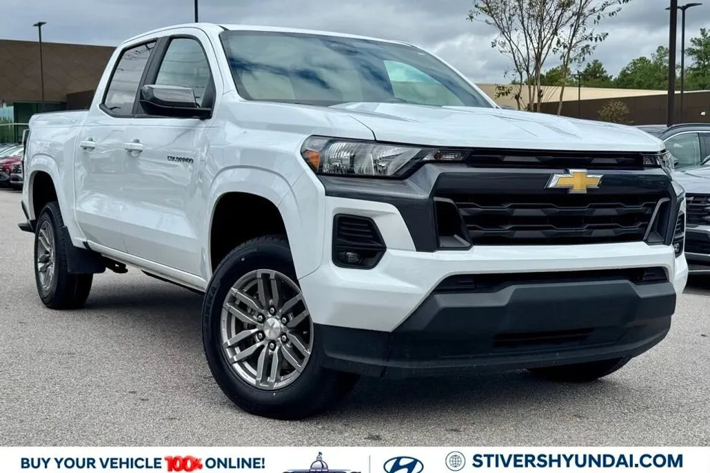 2023 Chevrolet Colorado LT photo 1