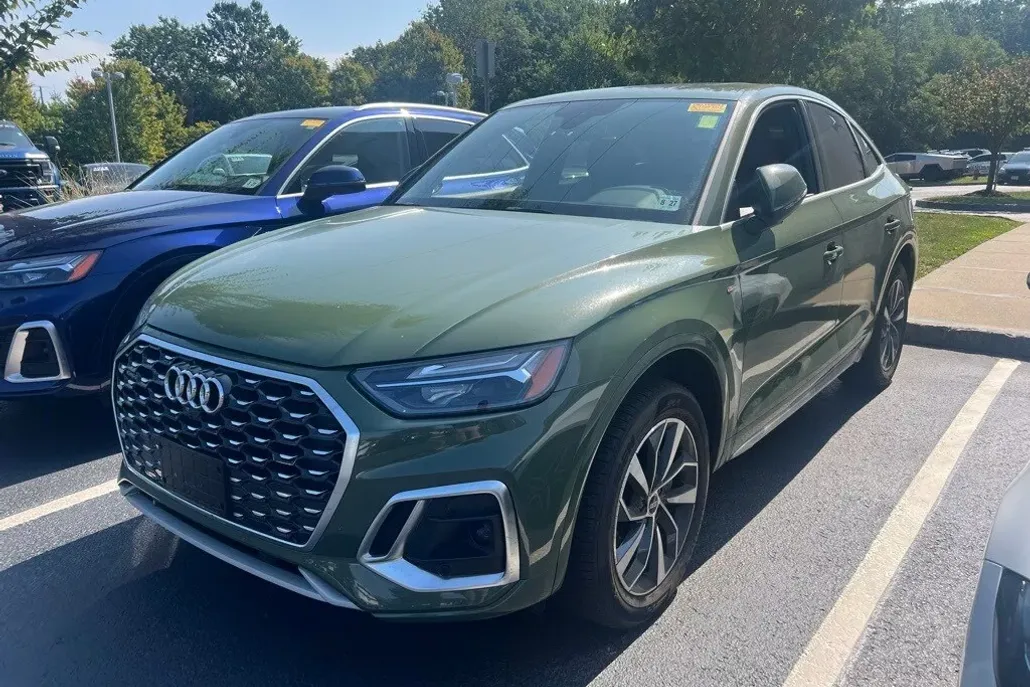 2022 Audi Q5 45 S line Premium photo 1