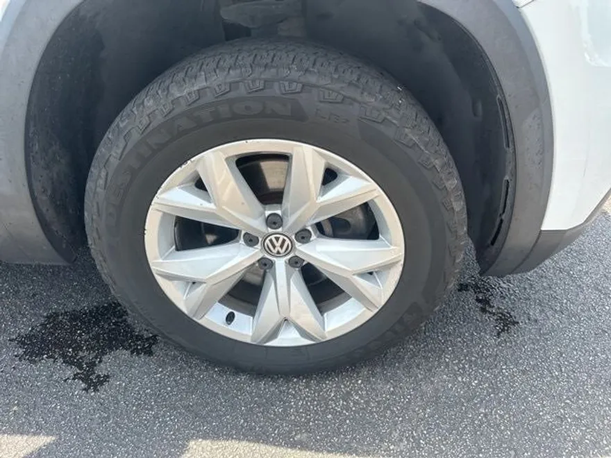 2018 Volkswagen Atlas V6 SE Technology photo 1