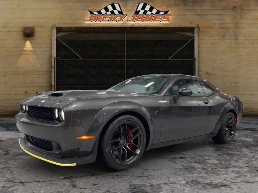 2023 Dodge Challenger SRT8 Hellcat Widebody photo 1