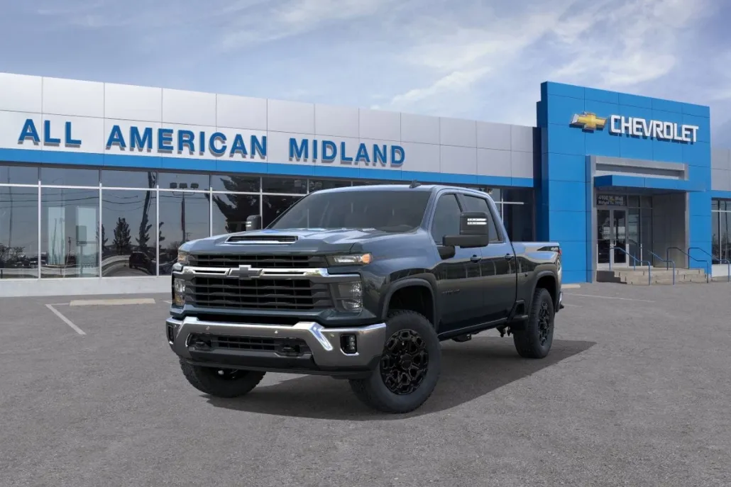 2025 Chevrolet Silverado 2500HD LT photo 1