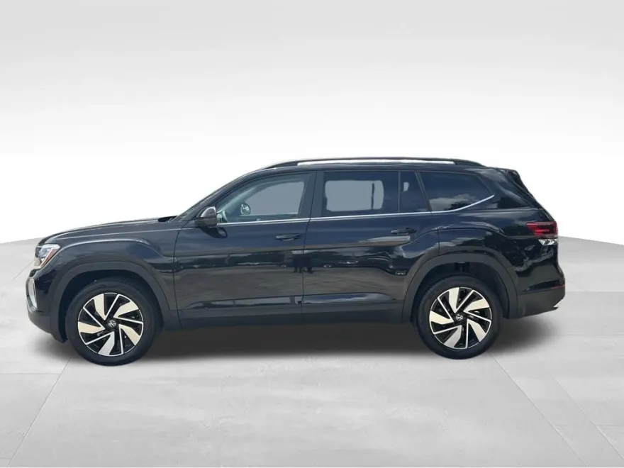 2026 Volkswagen Atlas SE Technology photo 1