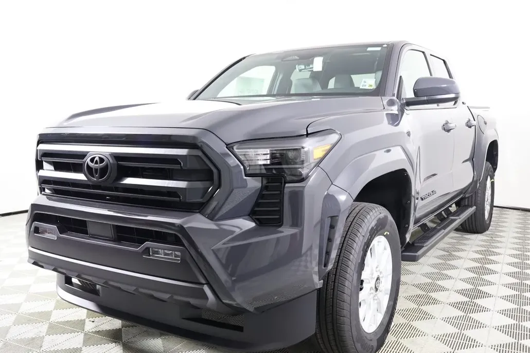 2025 Toyota Tacoma SR5 Double Cab photo 1