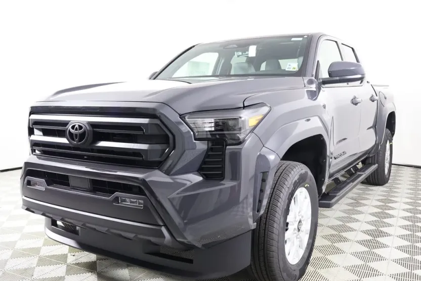 2025 Toyota Tacoma SR5 Double Cab photo 1