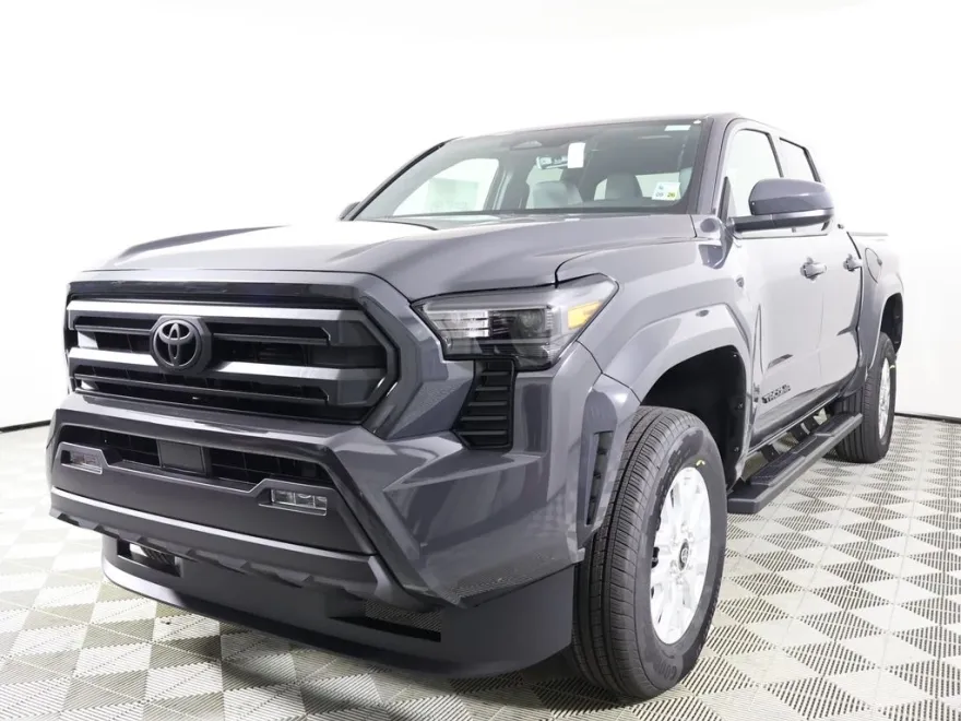 2025 Toyota Tacoma SR5 Double Cab photo 1