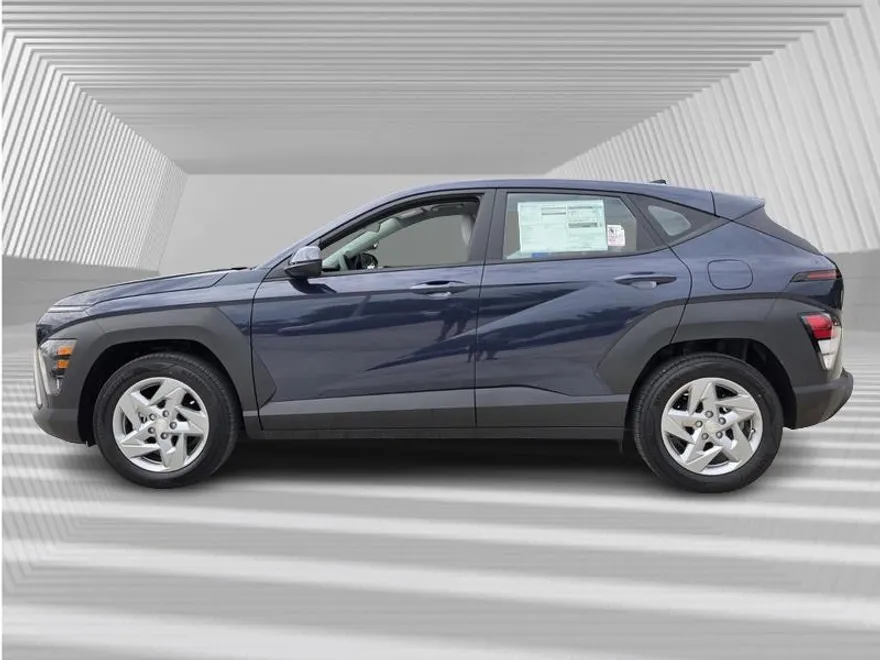 2026 Hyundai Kona SE photo 1