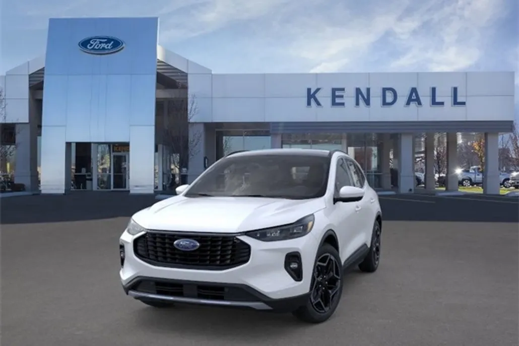 2026 Ford Escape Hybrid Platinum photo 1